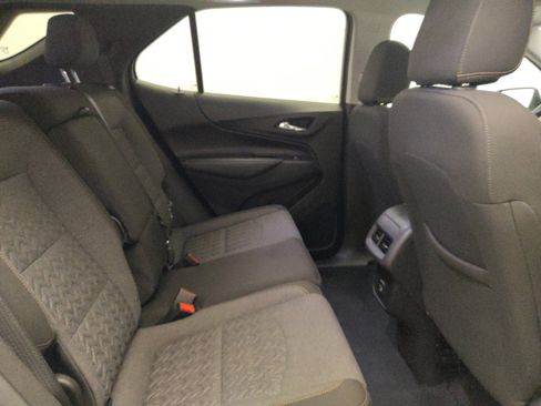 Used 2022 Chevrolet Equinox LT AWD/4WD image 19