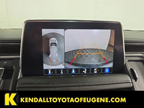 Used 2022 Chevrolet Tahoe Z71 w/ Z71 Off-Road Package image 15