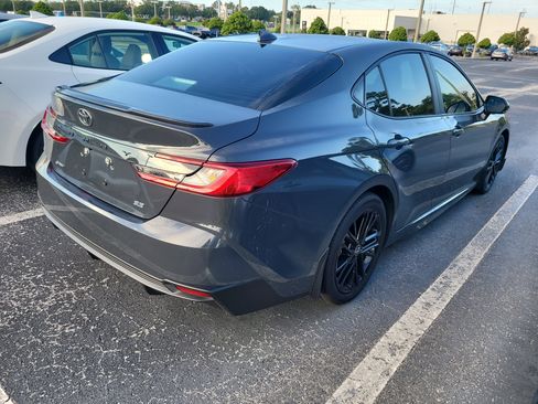 Certified 2025 Toyota Camry SE FWD image 7