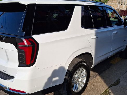 Used 2025 Chevrolet Tahoe LT AWD/4WD image 5