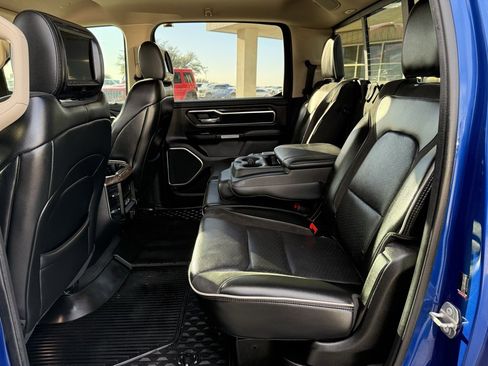 Used 2019 RAM 1500 Laramie image 24