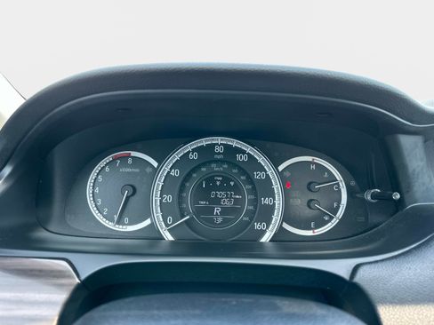 Used 2017 Honda Accord EX-L image 29