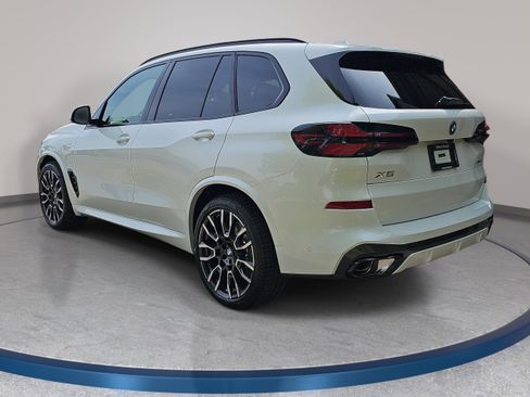 New 2026 BMW X5 xDrive50e w/ M Sport Package AWD/4WD image 7
