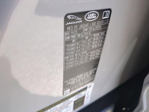 New 2026 Land Rover Defender 110 OCTA AWD/4WD image 31