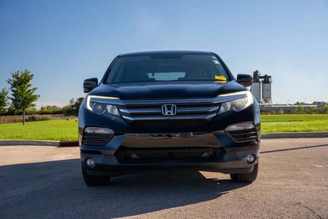 Used 2017 Honda Pilot EX-L image 2