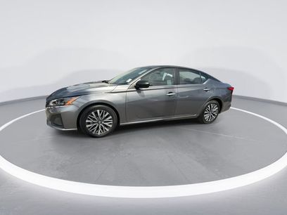 Used 2024 Nissan Altima 2.5 SV