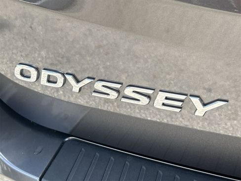 Used 2025 Honda Odyssey Touring image 10