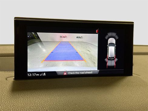 Used 2017 Audi Q7 3.0T Premium Plus w/ Premium Plus Package image 15