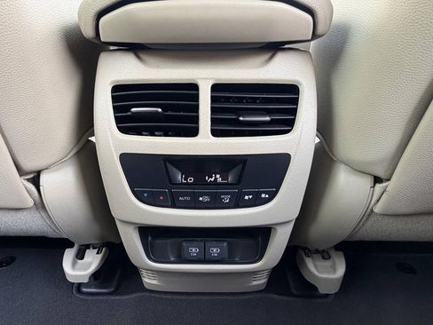 Used 2020 Acura MDX FWD image 37