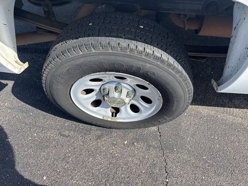Used 2013 Chevrolet Silverado 1500 W/T RWD image 10