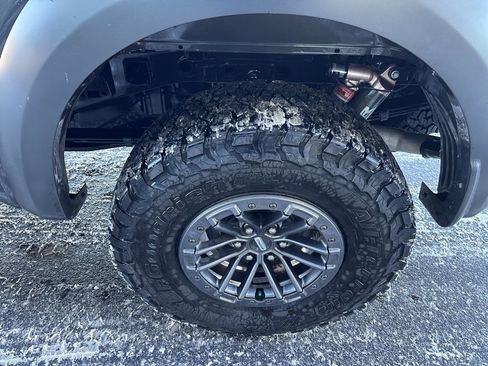 Used 2020 Ford F150 Raptor w/ Equipment Group 802A Luxury image 7