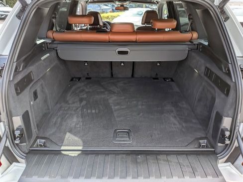 Used 2022 BMW X5 M50i w/ Executive Package image 6