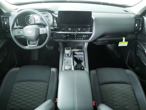 New 2026 Nissan Pathfinder SV AWD/4WD image 19