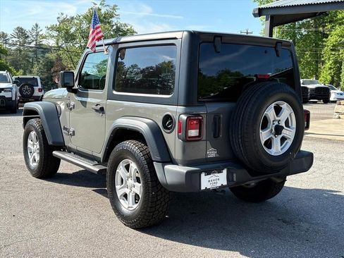 Used 2021 Jeep Wrangler Sport AWD/4WD image 6