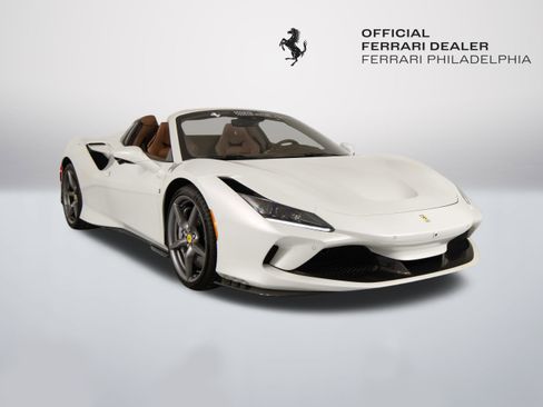 Certified 2022 Ferrari F8 Tributo RWD image 21