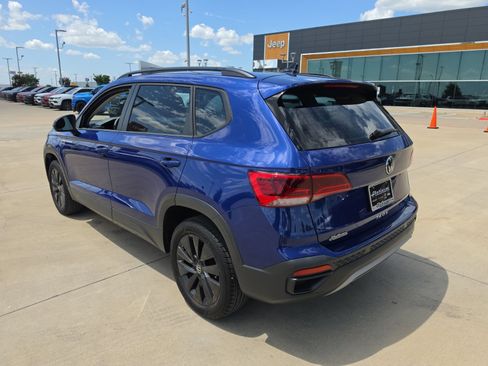 Used 2023 Volkswagen Taos S FWD image 3