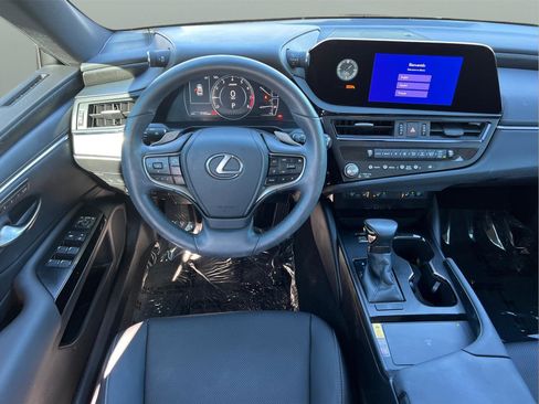 Certified 2024 Lexus ES 350 w/ Premium Package image 24