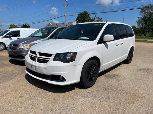 Used 2020 Dodge Grand Caravan GT FWD image 2