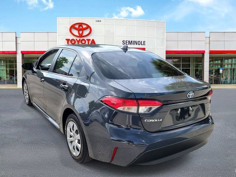 Used 2025 Toyota Corolla LE FWD image 4