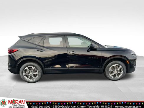 Certified 2023 Chevrolet Blazer LT w/ Convenience Package image 6