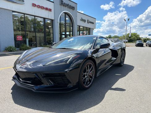 Used 2023 Chevrolet Corvette Stingray Premium Cpe w/ Z51 Performance Package RWD image 1