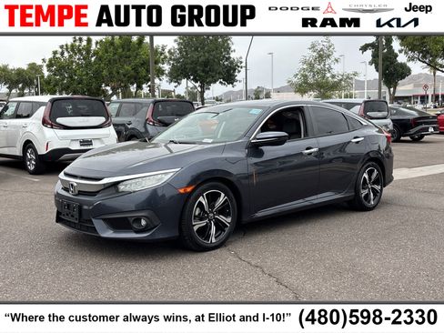 Used 2016 Honda Civic Touring image 1