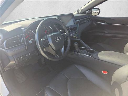Used 2024 Toyota Camry XSE FWD image 9