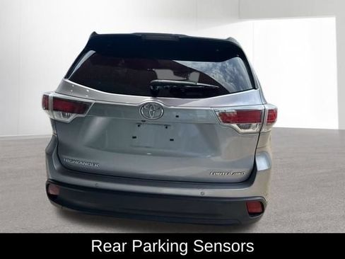 Used 2016 Toyota Highlander Limited Platinum AWD/4WD image 11