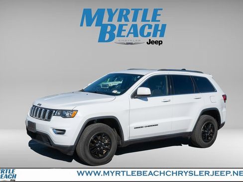 Certified 2020 Jeep Grand Cherokee Laredo image 2