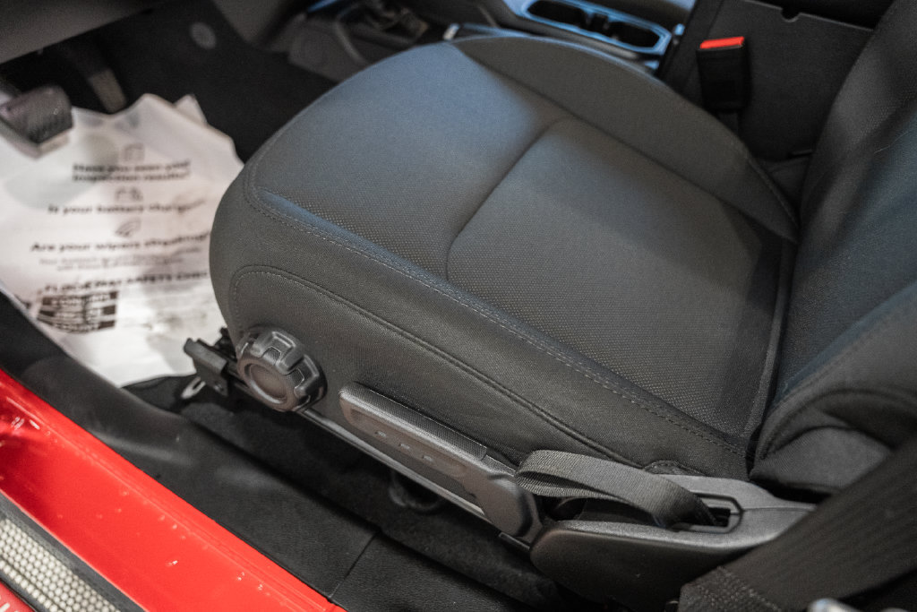 Certified 2023 Jeep Wrangler Sport AWD/4WD image 27