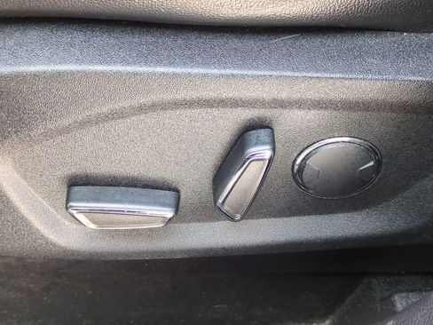 Used 2017 Ford Edge SEL w/ Equipment Group 201A image 19