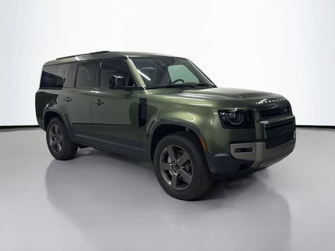 Used 2026 Land Rover Defender 130 S AWD/4WD image 7