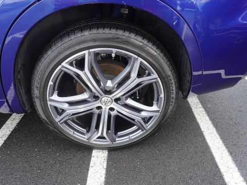 Used 2022 Maserati Levante GT image 11