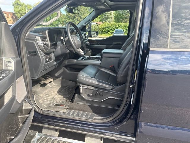 Used 2024 Ford F350 Lariat AWD/4WD image 10