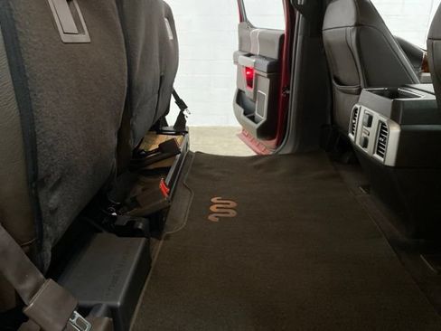 Used 2015 Ford F150 King Ranch w/ Equipment Group 601A Luxury AWD/4WD image 85