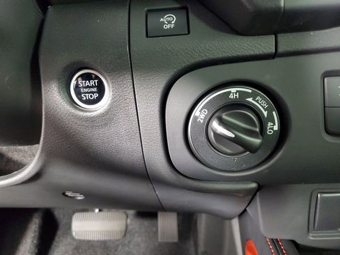 New 2025 Nissan Frontier PRO-4X image 20