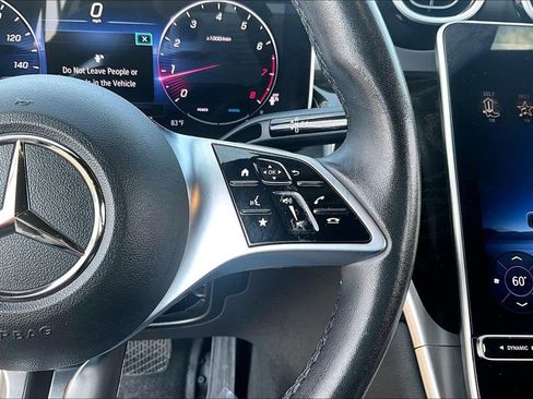 Used 2024 Mercedes-Benz GLC 300 4MATIC image 19