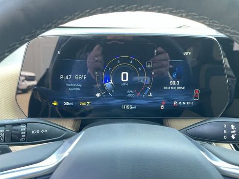 Used 2025 Chevrolet Equinox ACTIV w/ Safety and Technology Package AWD/4WD image 18