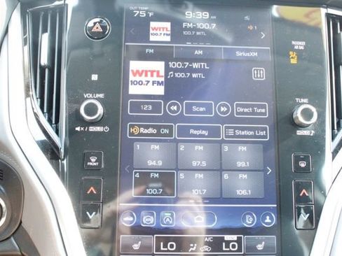Used 2025 Subaru Outback Onyx Edition AWD/4WD image 26