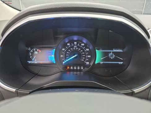 Used 2018 Ford Edge Titanium w/ Technology Package image 25