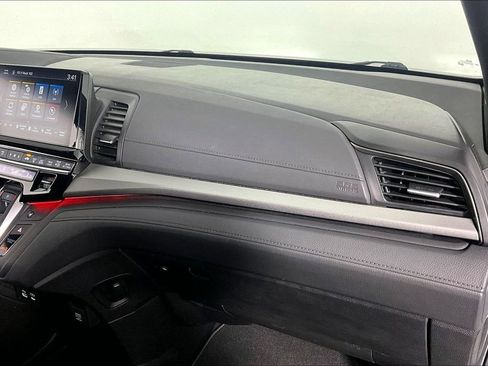 Used 2025 Honda Odyssey Sport-L image 16