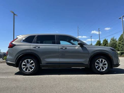 Used 2025 Honda CR-V LX image 3
