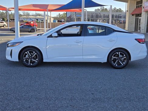 Used 2025 Nissan Sentra SV image 2