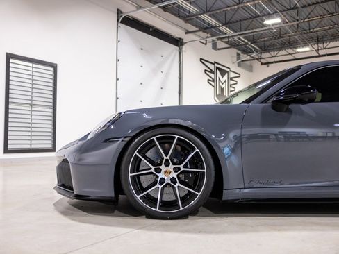 Used 2025 Porsche 911 GTS image 20