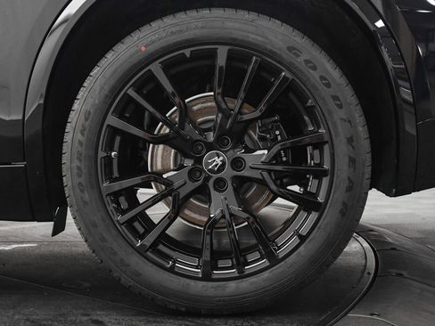 New 2025 Maserati Grecale Modena image 31