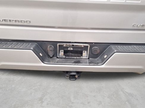 Used 2020 Chevrolet Silverado 1500 Custom w/ Custom Value Package image 24