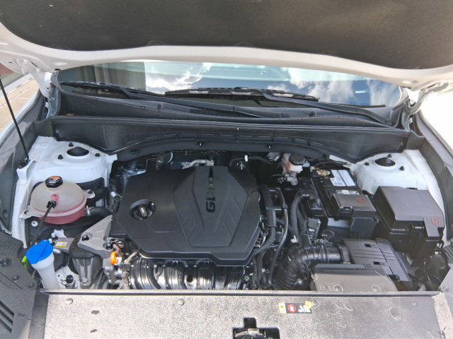 Used 2022 Kia Sorento S FWD image 4