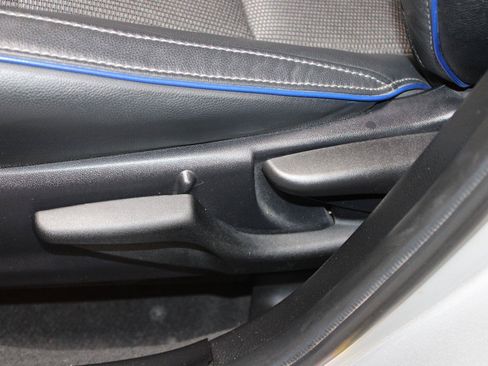 Used 2019 Toyota Corolla SE FWD image 33