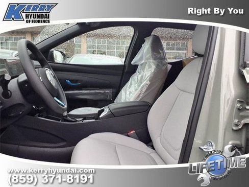 New 2025 Hyundai Santa Cruz SEL image 9