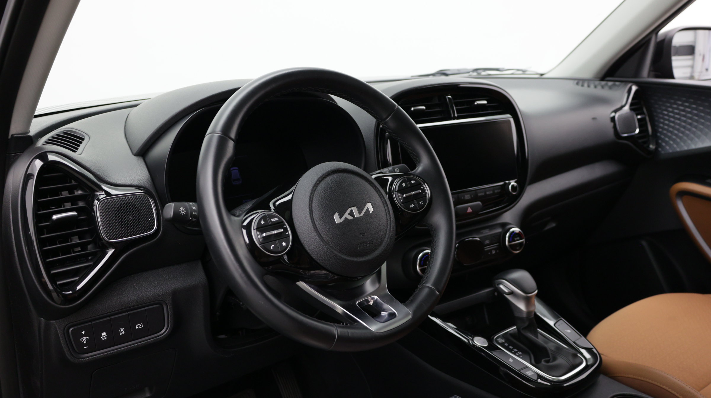 Used 2024 Kia Soul EX w/ Option Group 015 FWD image 16